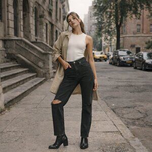 Abercrombie & Fitch SZ 27/4 The 90's Straight Ultra High Rise Black Destroy